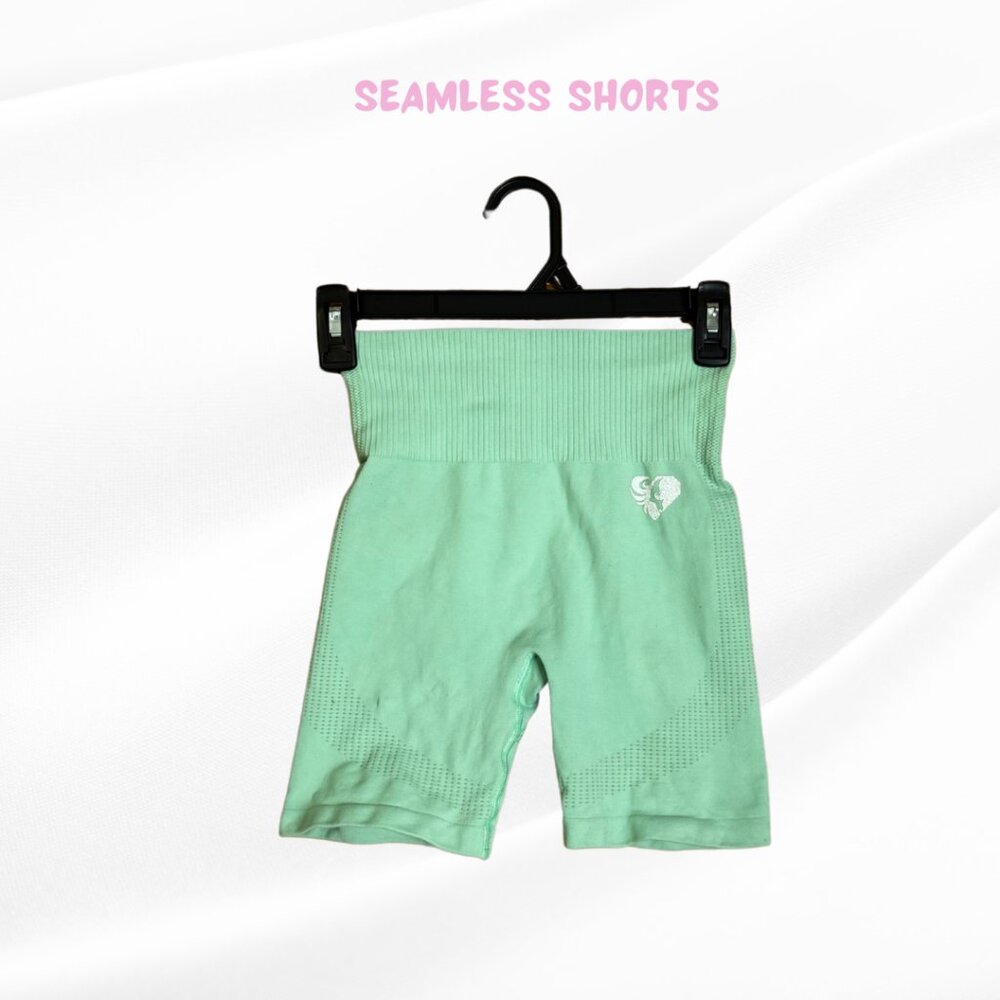 Women's Best Seamless Shorts Mint Green